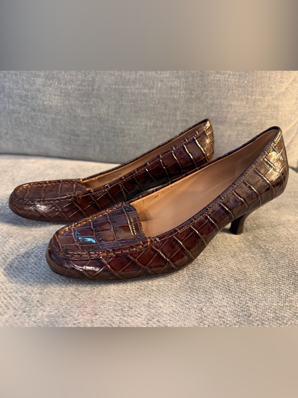 Franco Sarto Brown Croc Embossed Kitten Heel Loafers Pumps 7.5 🤎